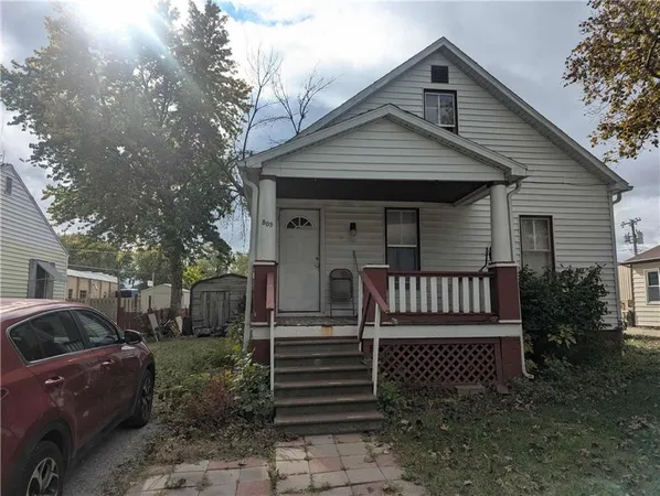 $129,900 | 809 West 25th Terrace, Higginsville, MO 64037