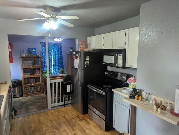 $129,900 | 809 West 25th Terrace, Higginsville, MO 64037