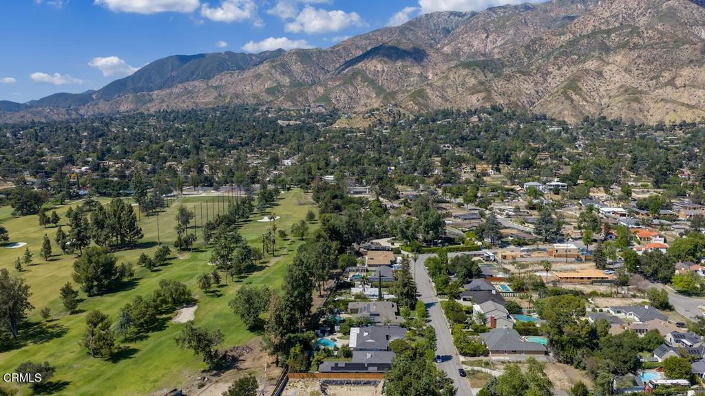 1535 Meadowbrook Road Altadena, CA 91001 - Photo 34 of 35 DJI_20260414144017_0013_D