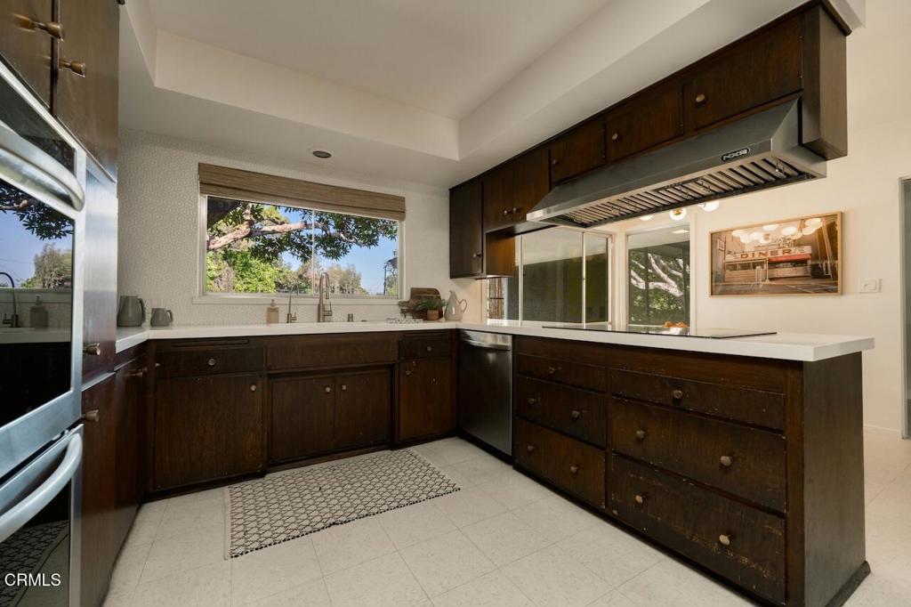 1535 Meadowbrook Road Altadena, CA 91001 - Photo 10 of 35 NIK07887