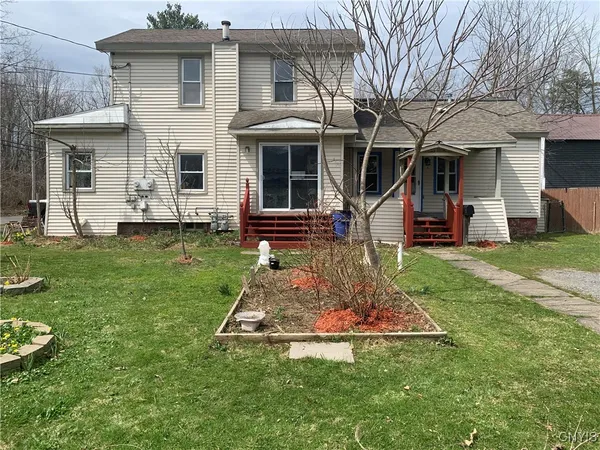 $1,100 | 4 West 5th Street North, Fulton, NY 13069