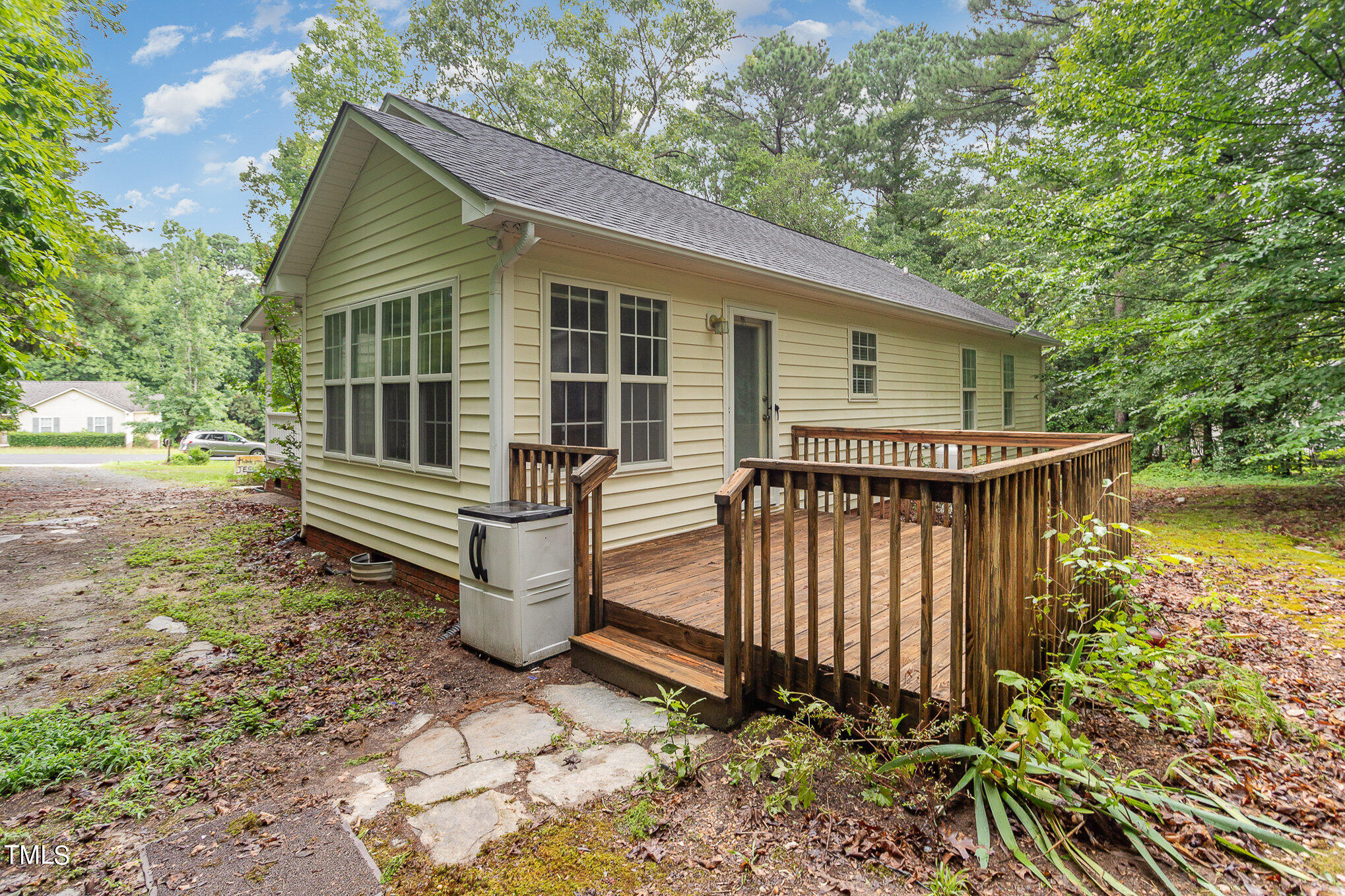 204 Beaver Ridge Way Benson, NC 27504 - Photo 23 of 27 008_img_0022-edit