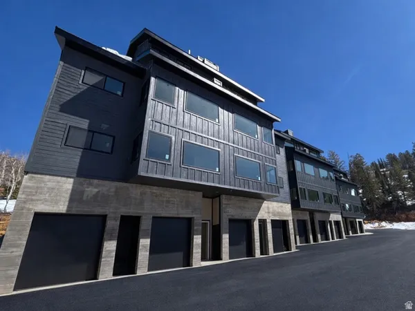 $1,250,000 | 6560 North Wolf Creek Drive, Unit 4A, Eden, UT 84310