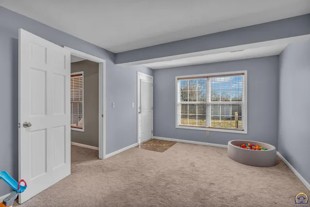 $314,900 | 3704 Northwest Cherry Creek Drive, Topeka, KS 66618