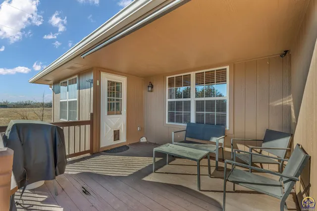 $314,900 | 3704 Northwest Cherry Creek Drive, Topeka, KS 66618