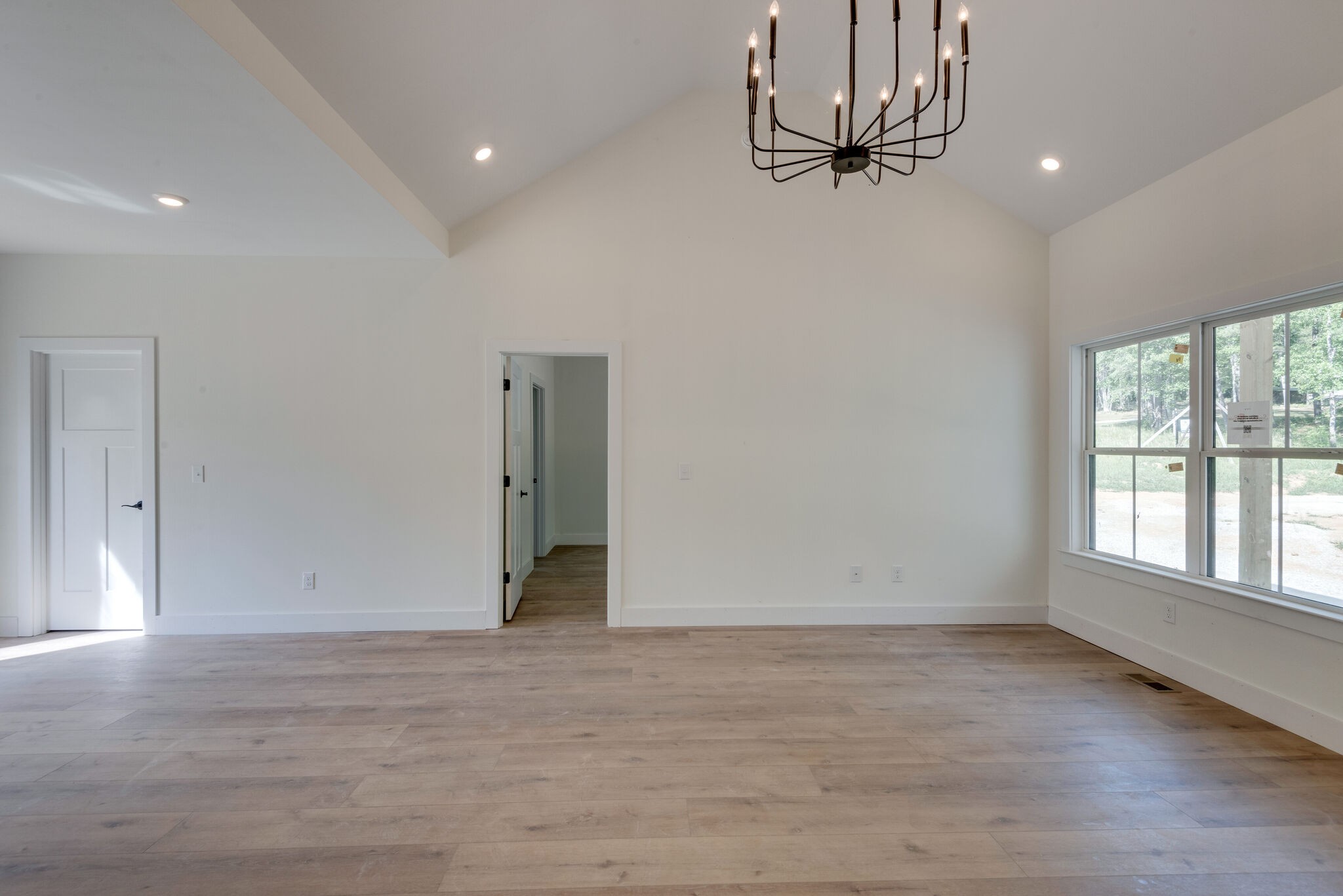 122 Long Road Charlotte, TN 37036 - Photo 4 of 30 Gallery Image 4