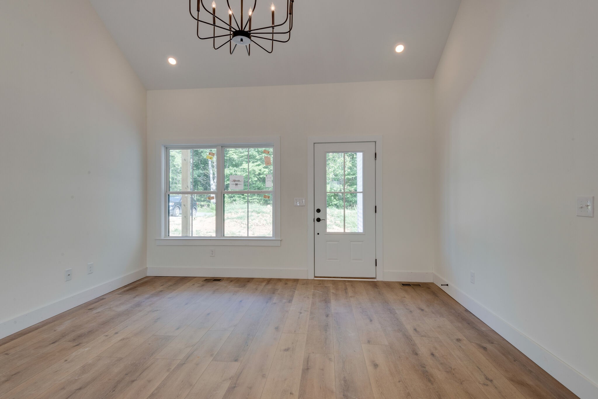 122 Long Road Charlotte, TN 37036 - Photo 8 of 30 Gallery Image 8