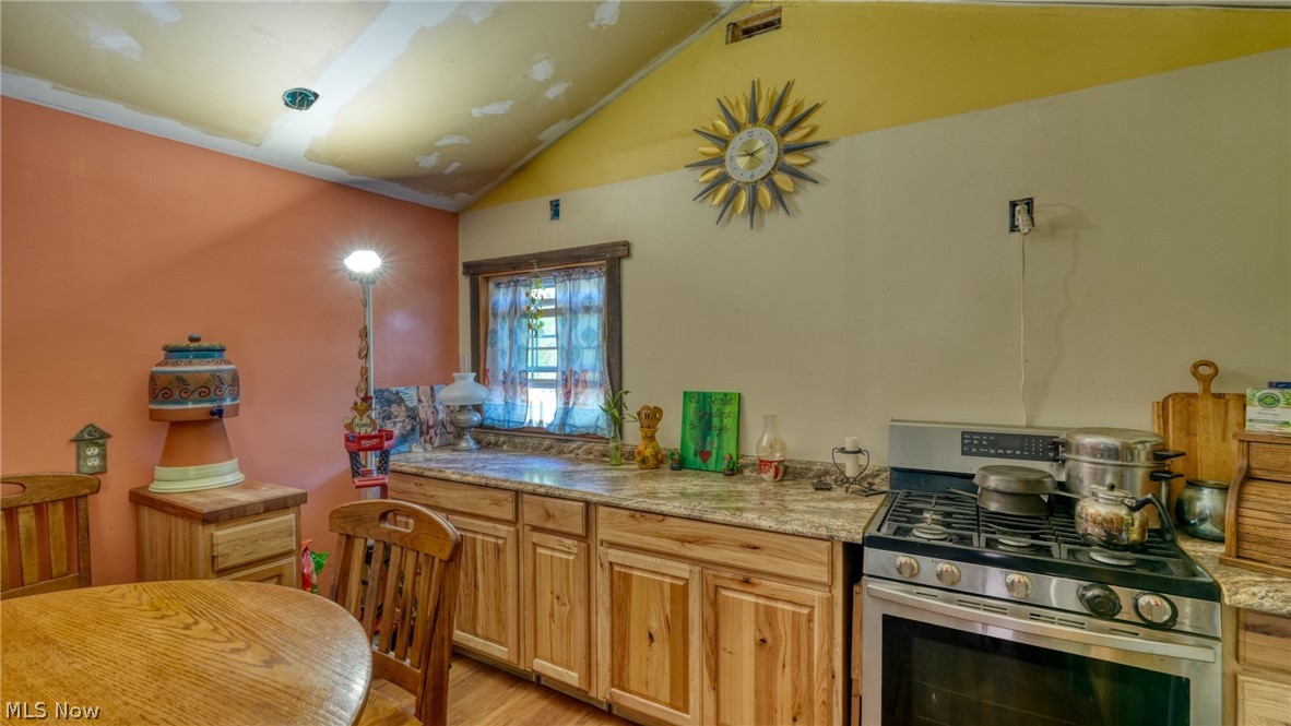 60040 Bliss Road New Concord, OH 43762 - Photo 10 of 26