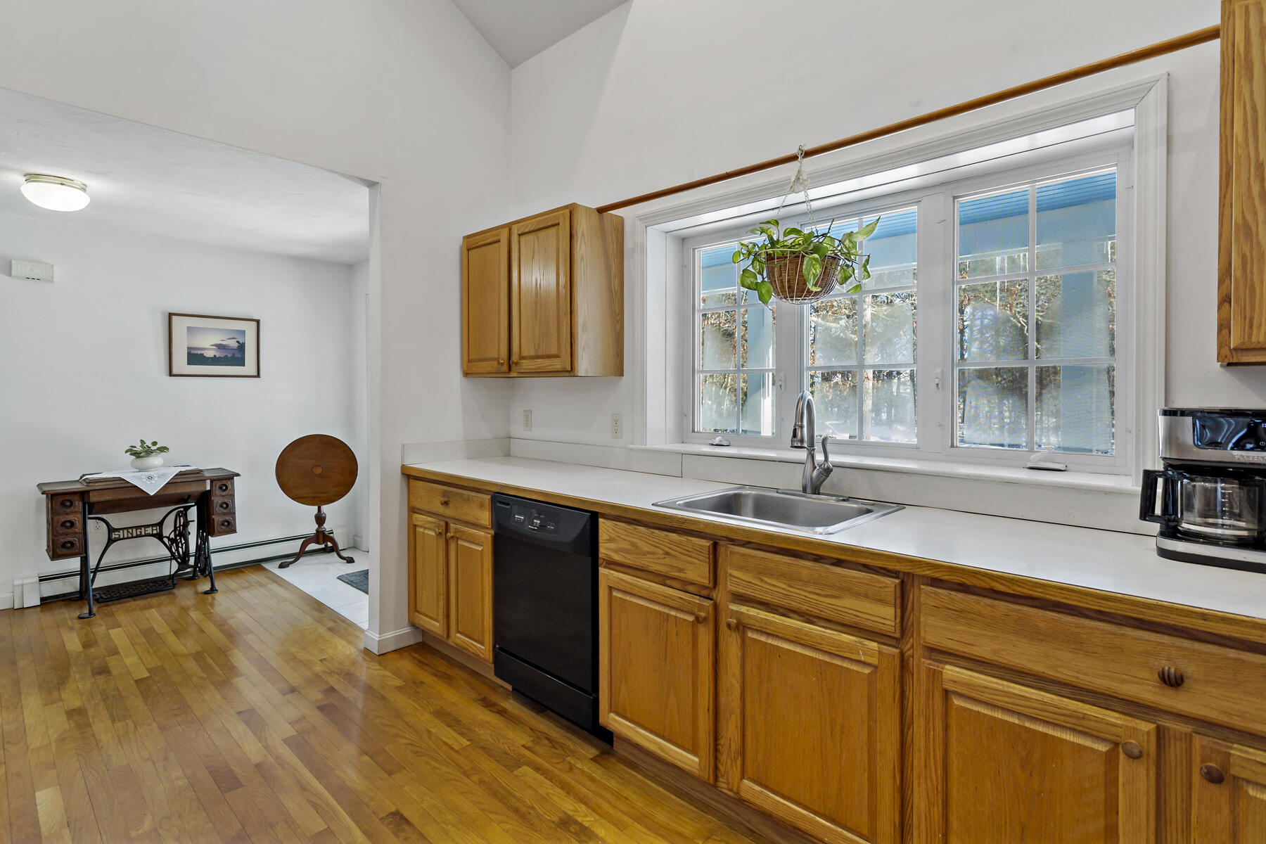 30 Grant Breen Road Mashpee, MA 02649 - Photo 5 of 22 005_30GrantBreen_013126