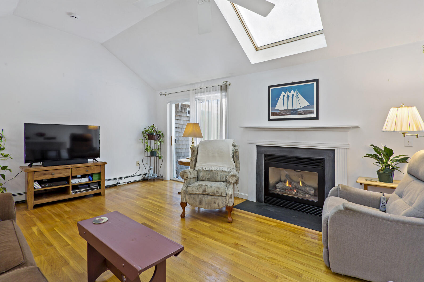 30 Grant Breen Road Mashpee, MA 02649 - Photo 8 of 22 014_30GrantBreen_013126