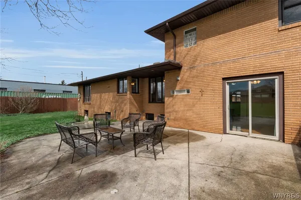 $315,000 | 21 Barlow Avenue, Lackawanna, NY 14218