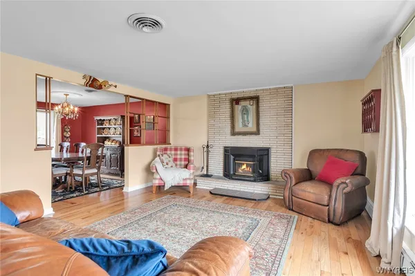 $315,000 | 21 Barlow Avenue, Lackawanna, NY 14218