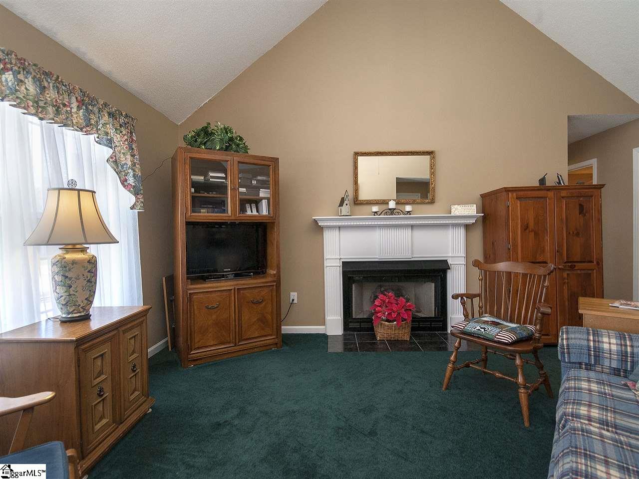 3 Feltner Lane Fountain Inn, SC 29644 - Photo 5 of 32 Gallery Image 5
