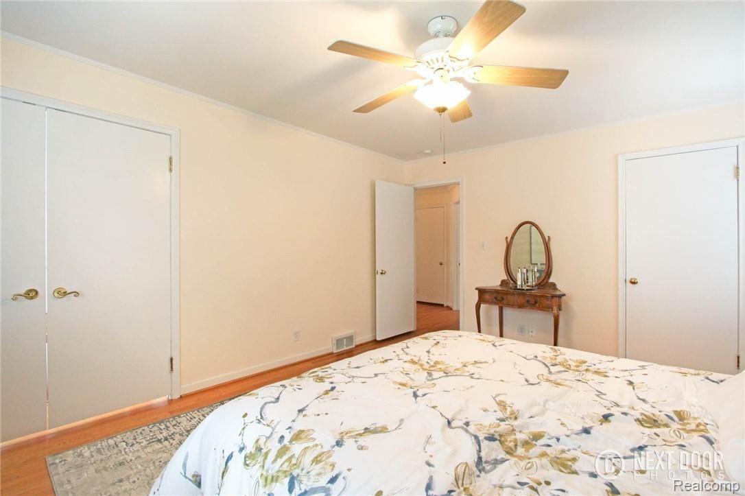 400 Roland Court Grosse Pointe, MI 48236 - Photo 25 of 37 CU8A5940_1_2.jpg
