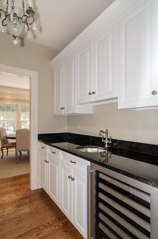 112 Lincoln Road Wayland, MA 01778 - Photo 10 of 28