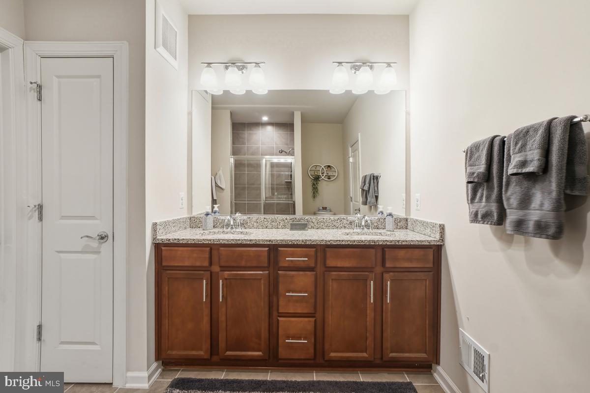 23517 Public House Road, Unit 101 Clarksburg, MD 20871 - Photo 15 of 26