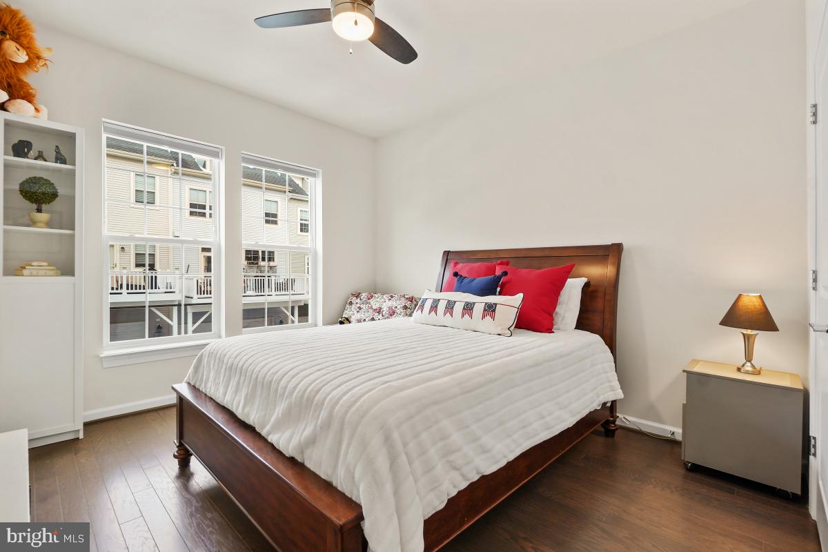 23517 Public House Road, Unit 101 Clarksburg, MD 20871 - Photo 19 of 26 Second Bedroom