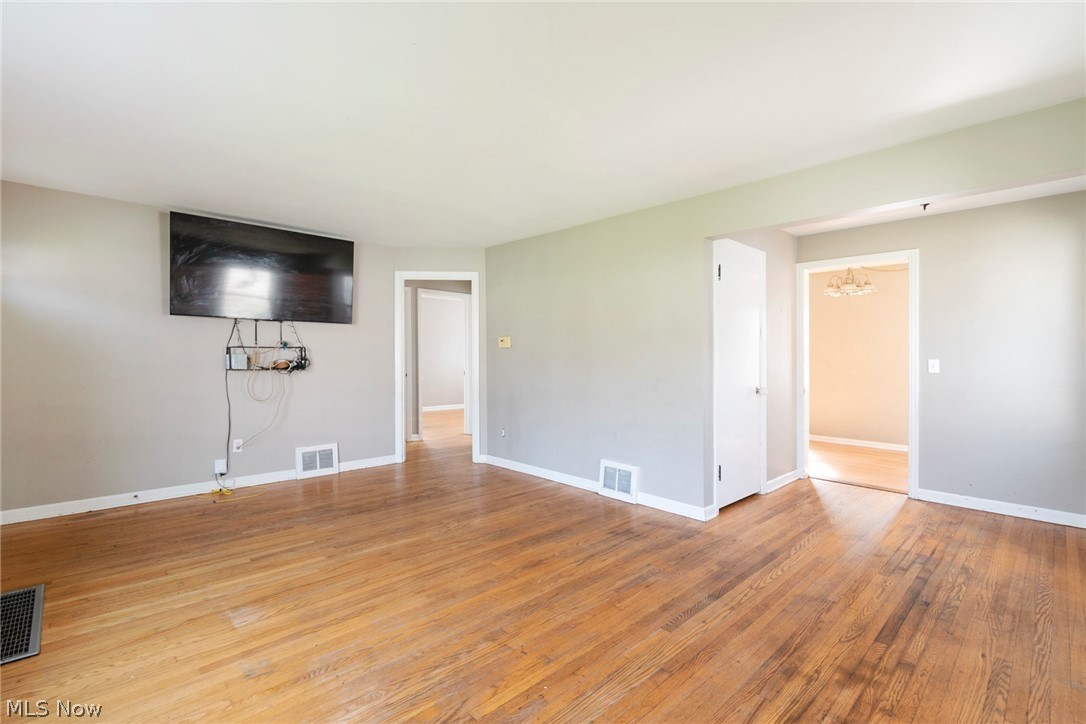 1635 Edmeyer Avenue Northwest Canton, OH 44708 - Photo 5 of 29 Gallery Image 5