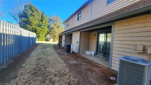 $115,000 | 400 Vista Circle, Unit B, Winston-Salem, NC 27106