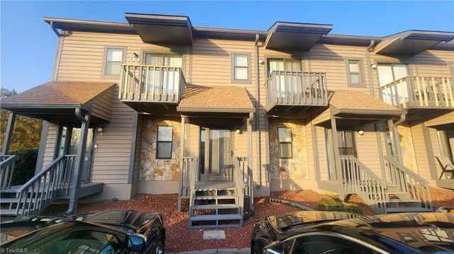 $115,000 | 400 Vista Circle, Unit B, Winston-Salem, NC 27106