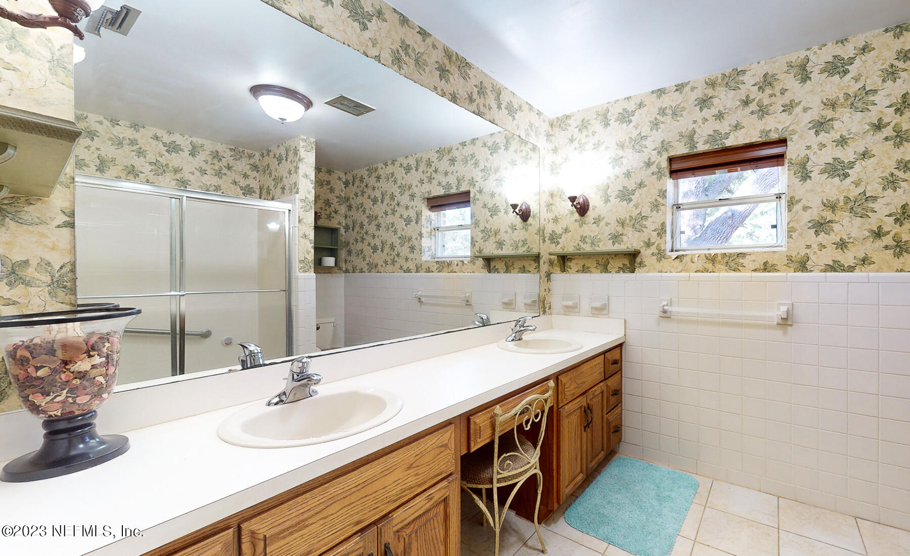 1640 Nolan Road Middleburg, FL 32068 - Photo 25 of 52 Owners Bathroom