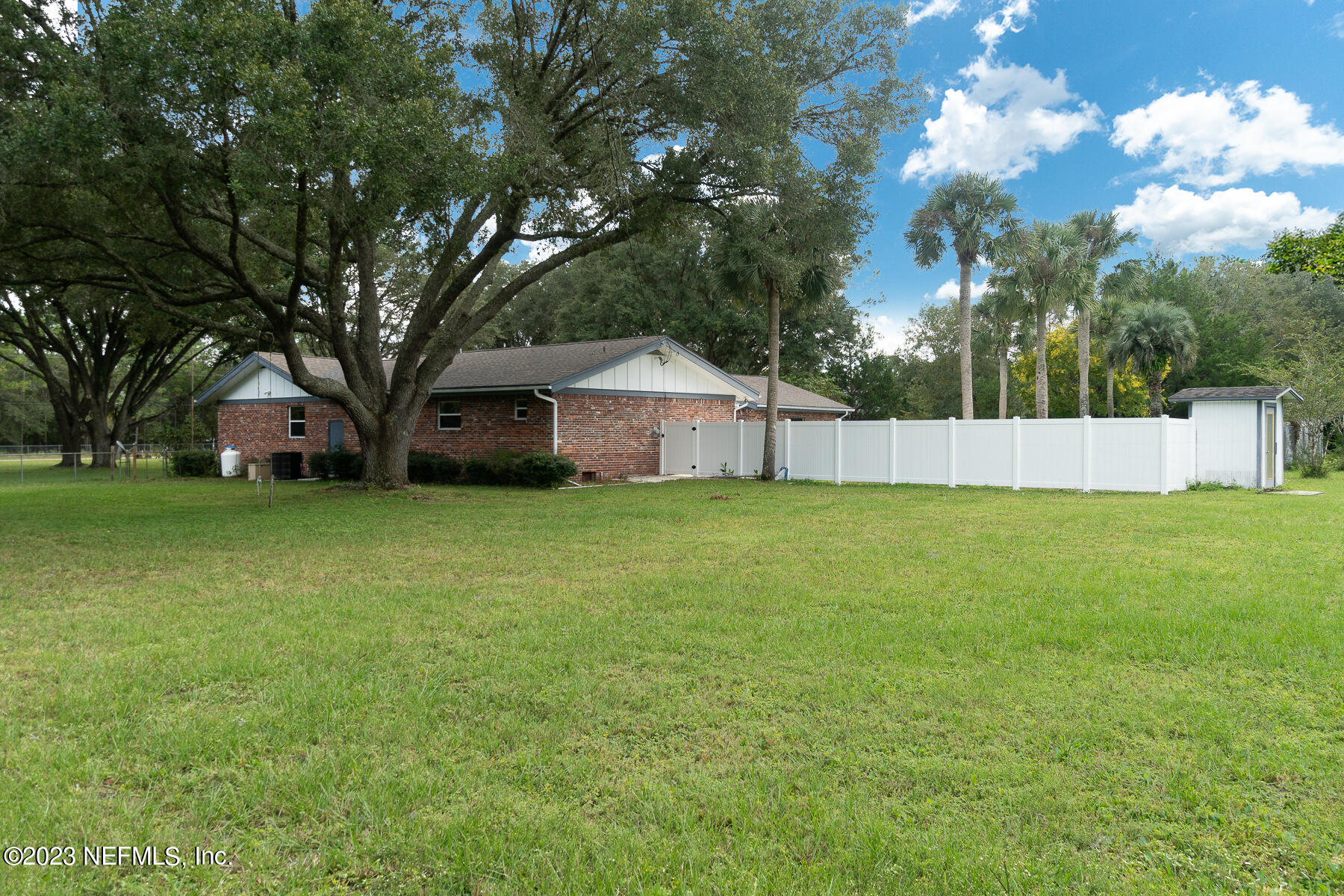 1640 Nolan Road Middleburg, FL 32068 - Photo 37 of 52 Side Yard