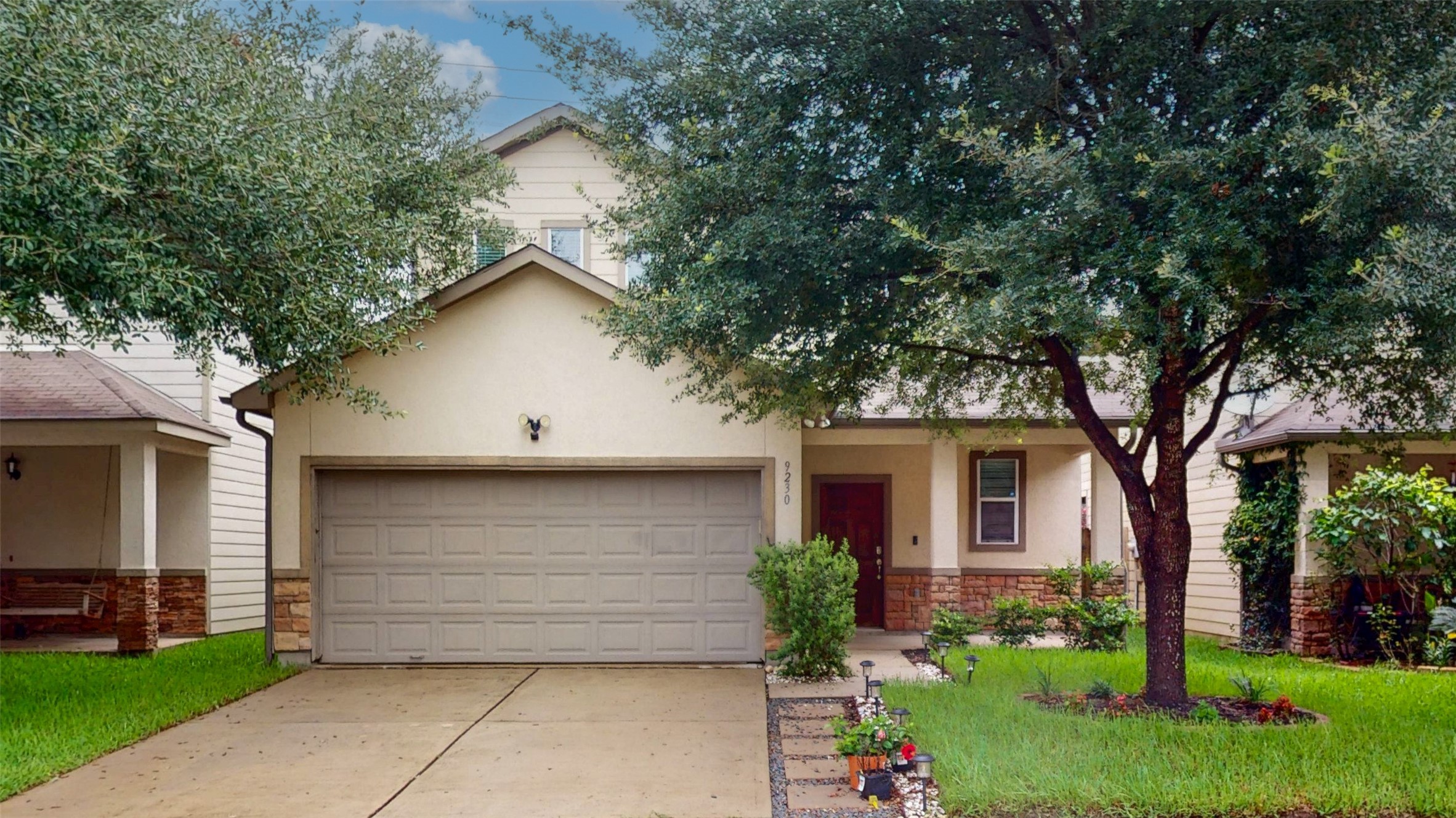 9230 Drewberry Street Houston, TX 77080 - Photo 2 of 31