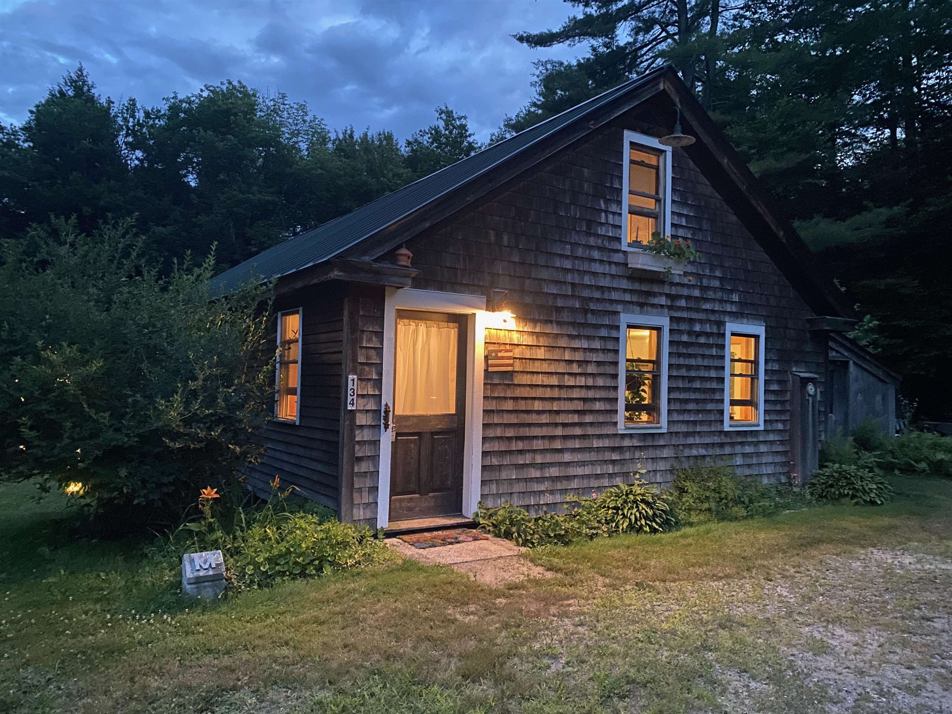 134 Hannah Road Sandwich, NH 03259 - Photo 1 of 26