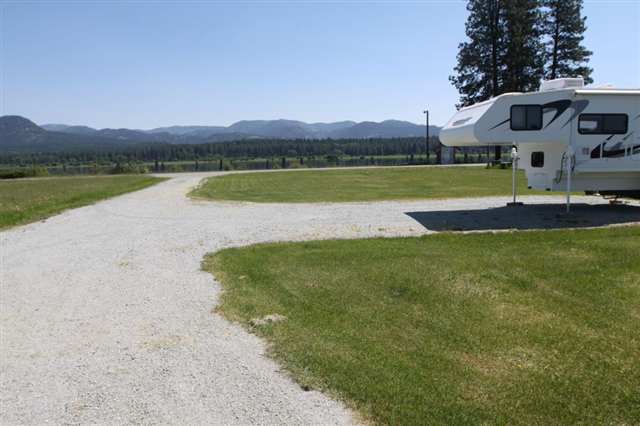 535 River Road Cusick, WA 99119 - Photo 3 of 9