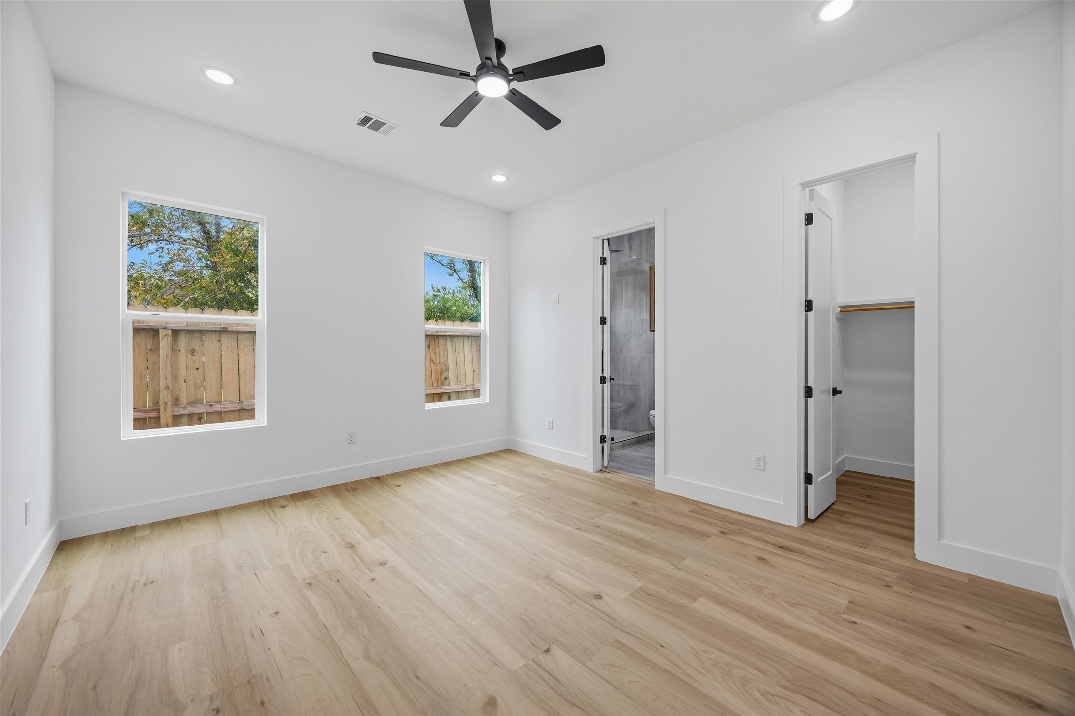 9019 Comal Street, Unit A Houston, TX 77051 - Photo 14 of 28