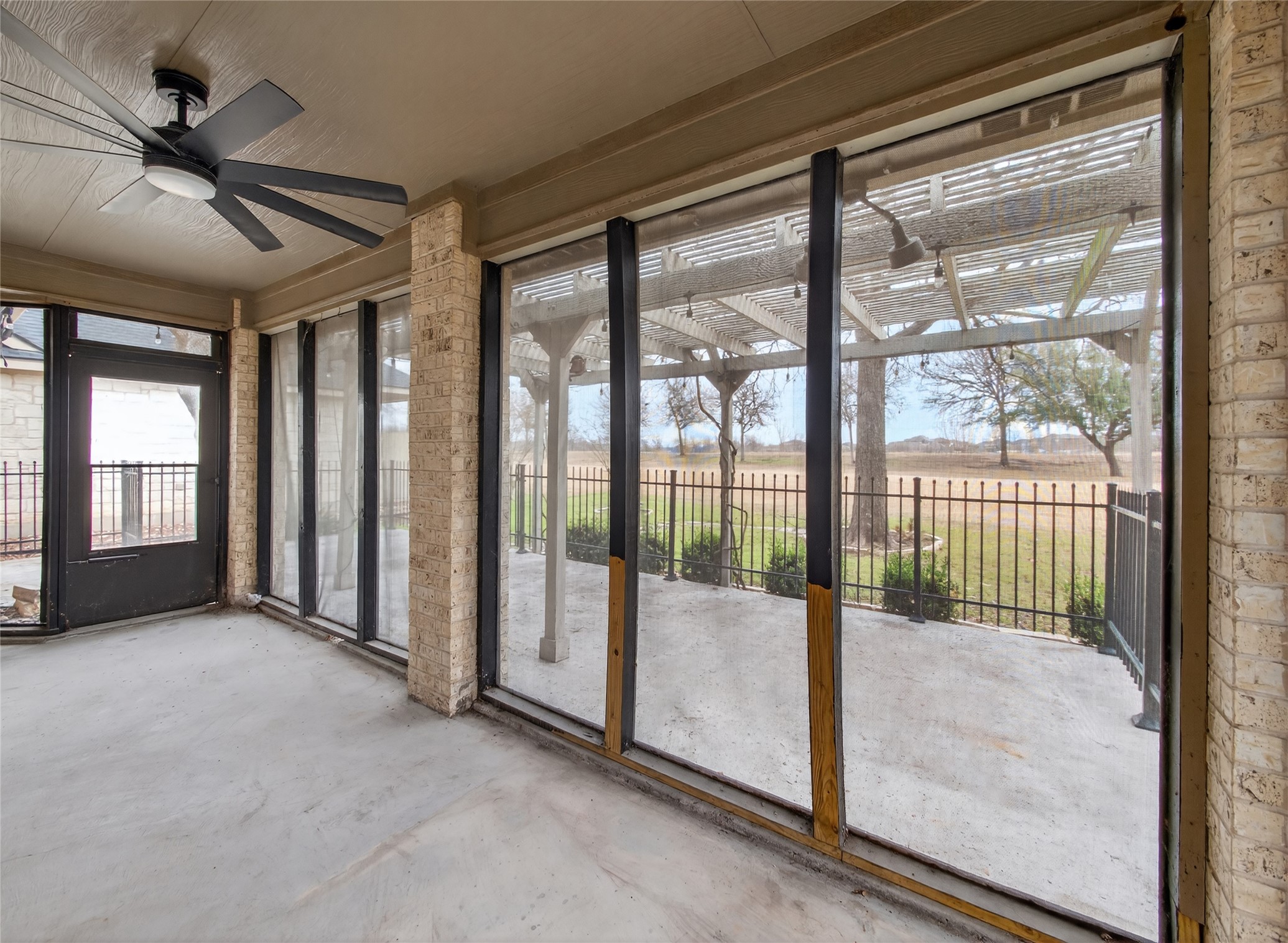 11029 Ballybunion Place Austin, TX 78747 - Photo 32 of 40