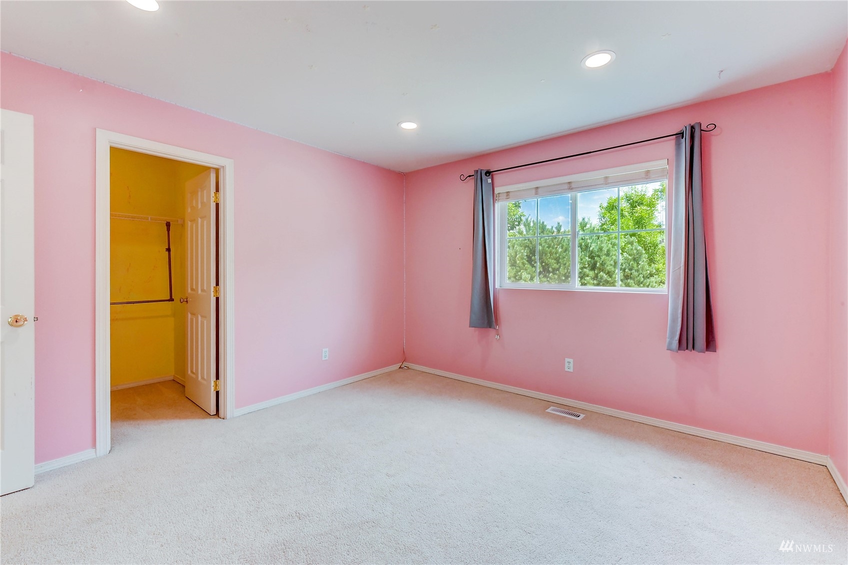 7027 Autumn Avenue Southeast Snoqualmie, WA 98065 - Photo 13 of 26