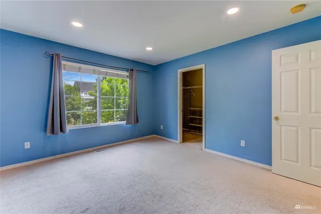 $4,250 | 7027 Autumn Avenue Southeast, Snoqualmie, WA 98065