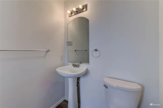 $4,250 | 7027 Autumn Avenue Southeast, Snoqualmie, WA 98065