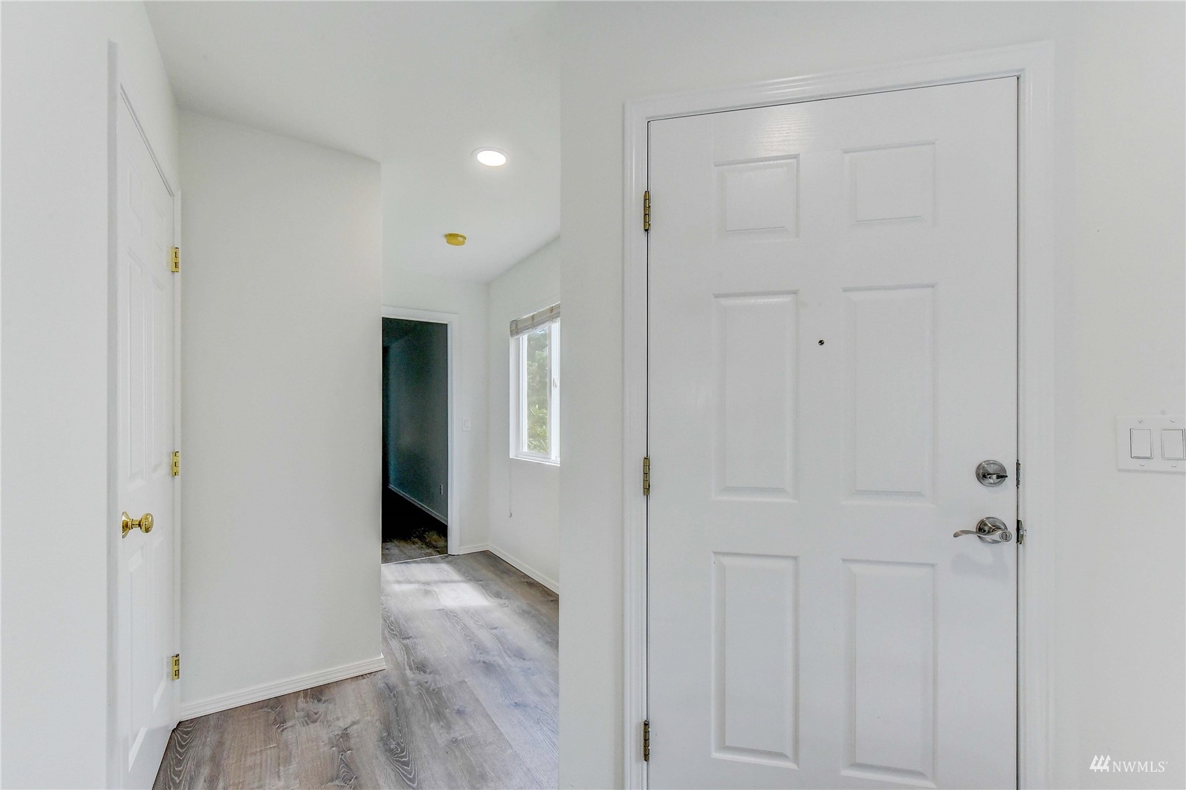 7027 Autumn Avenue Southeast Snoqualmie, WA 98065 - Photo 4 of 26