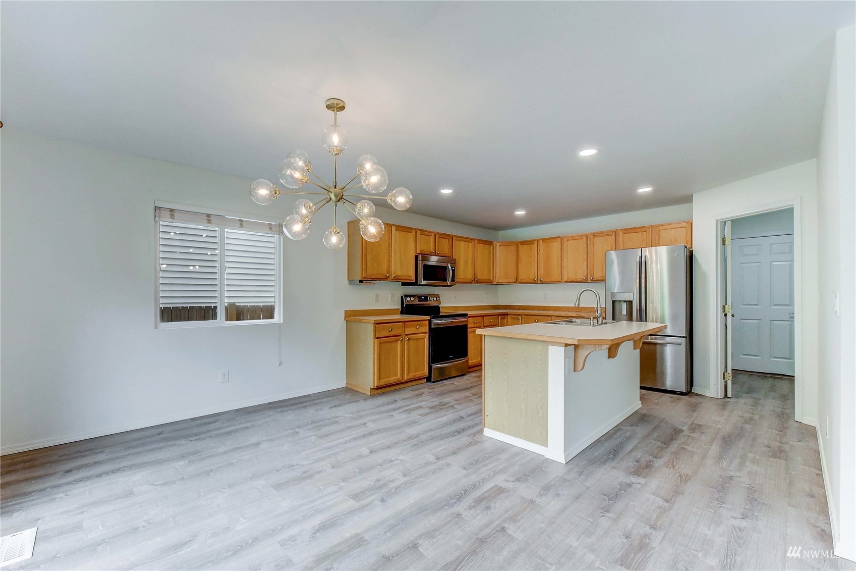 7027 Autumn Avenue Southeast Snoqualmie, WA 98065 - Photo 8 of 26