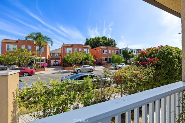 $6,795 | 2754 Kenwood Avenue, Los Angeles, CA 90007