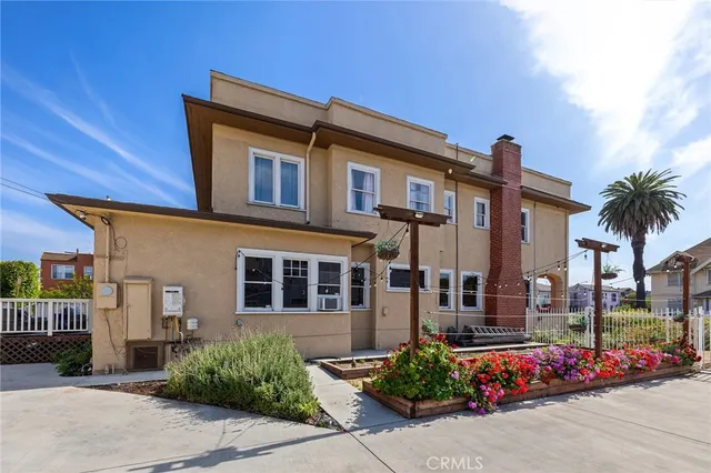 $6,795 | 2754 Kenwood Avenue, Los Angeles, CA 90007