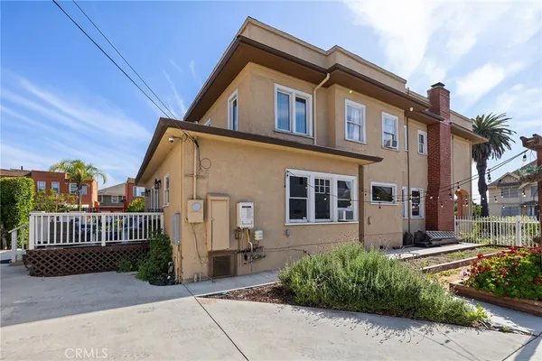 $6,795 | 2754 Kenwood Avenue, Los Angeles, CA 90007