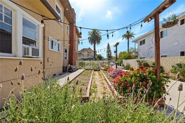 $6,795 | 2754 Kenwood Avenue, Los Angeles, CA 90007