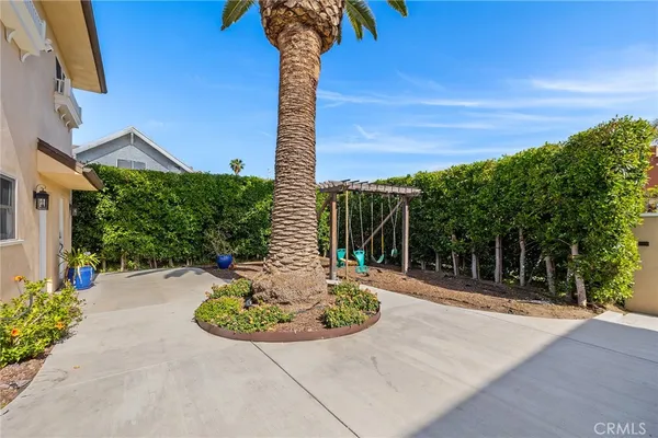 $6,795 | 2754 Kenwood Avenue, Los Angeles, CA 90007