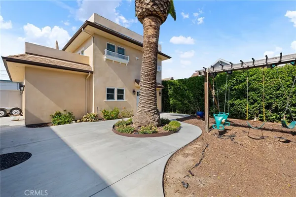 $6,795 | 2754 Kenwood Avenue, Los Angeles, CA 90007