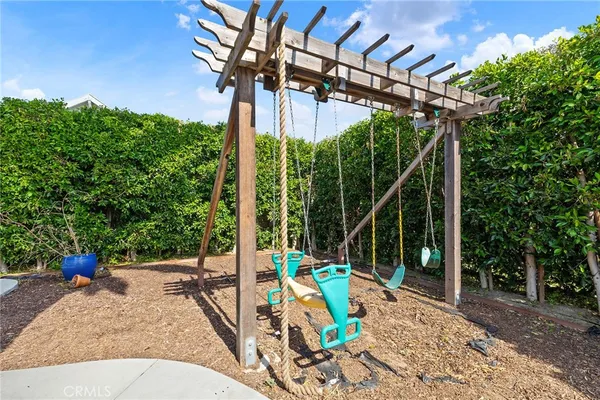 $6,795 | 2754 Kenwood Avenue, Los Angeles, CA 90007