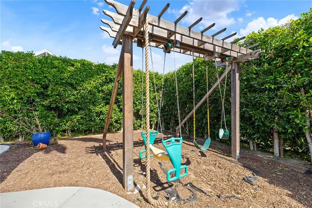 $6,795 | 2754 Kenwood Avenue, Los Angeles, CA 90007