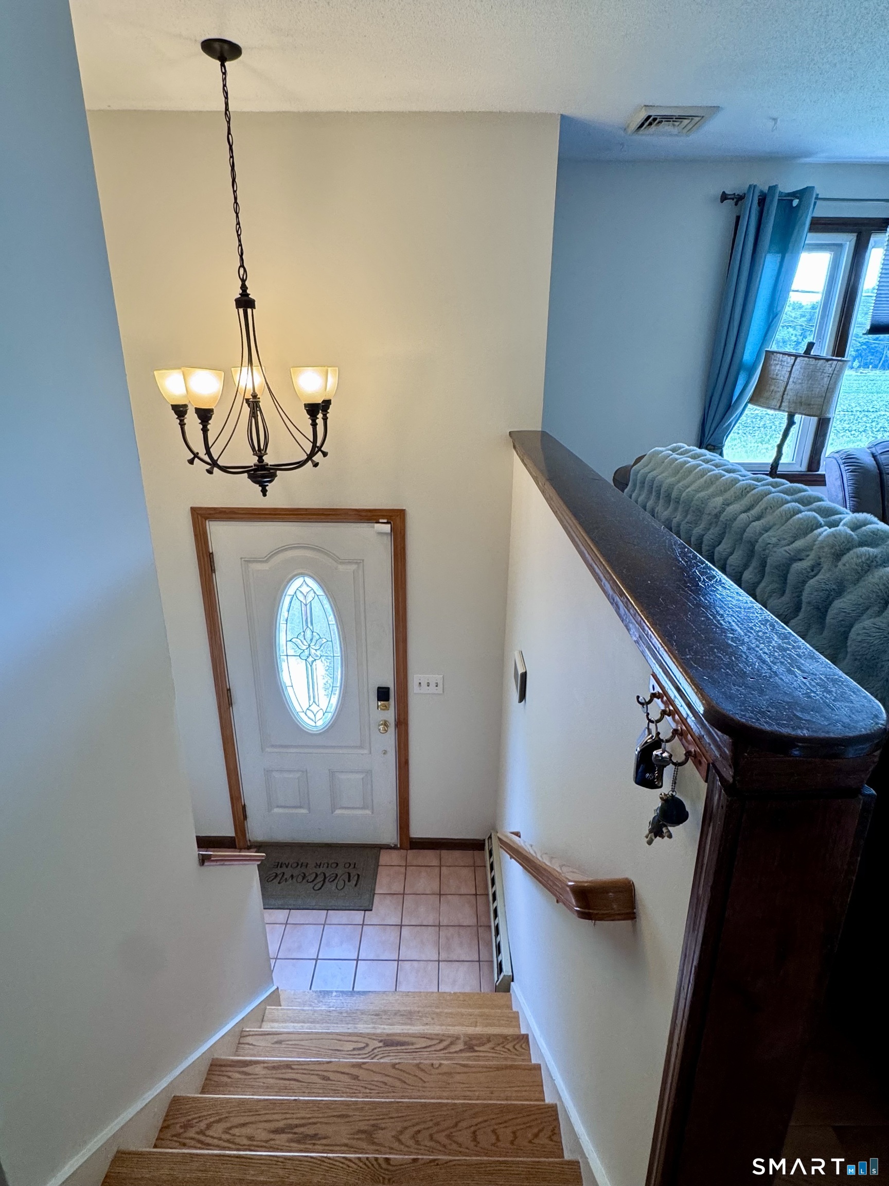 24 Middle Road Enfield, CT 06082 - Photo 23 of 38