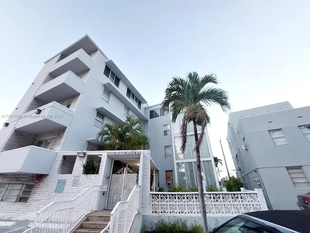 a view of a tall building