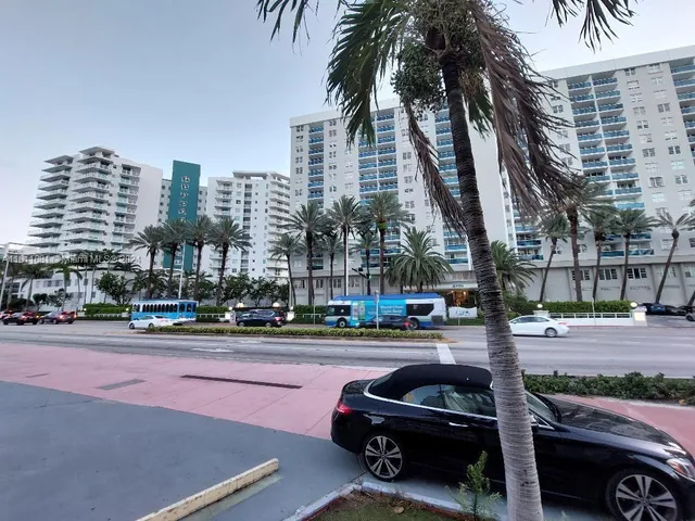 $2,650 | 6767 Indian Creek Drive, Unit 2C, Miami Beach, FL 33141