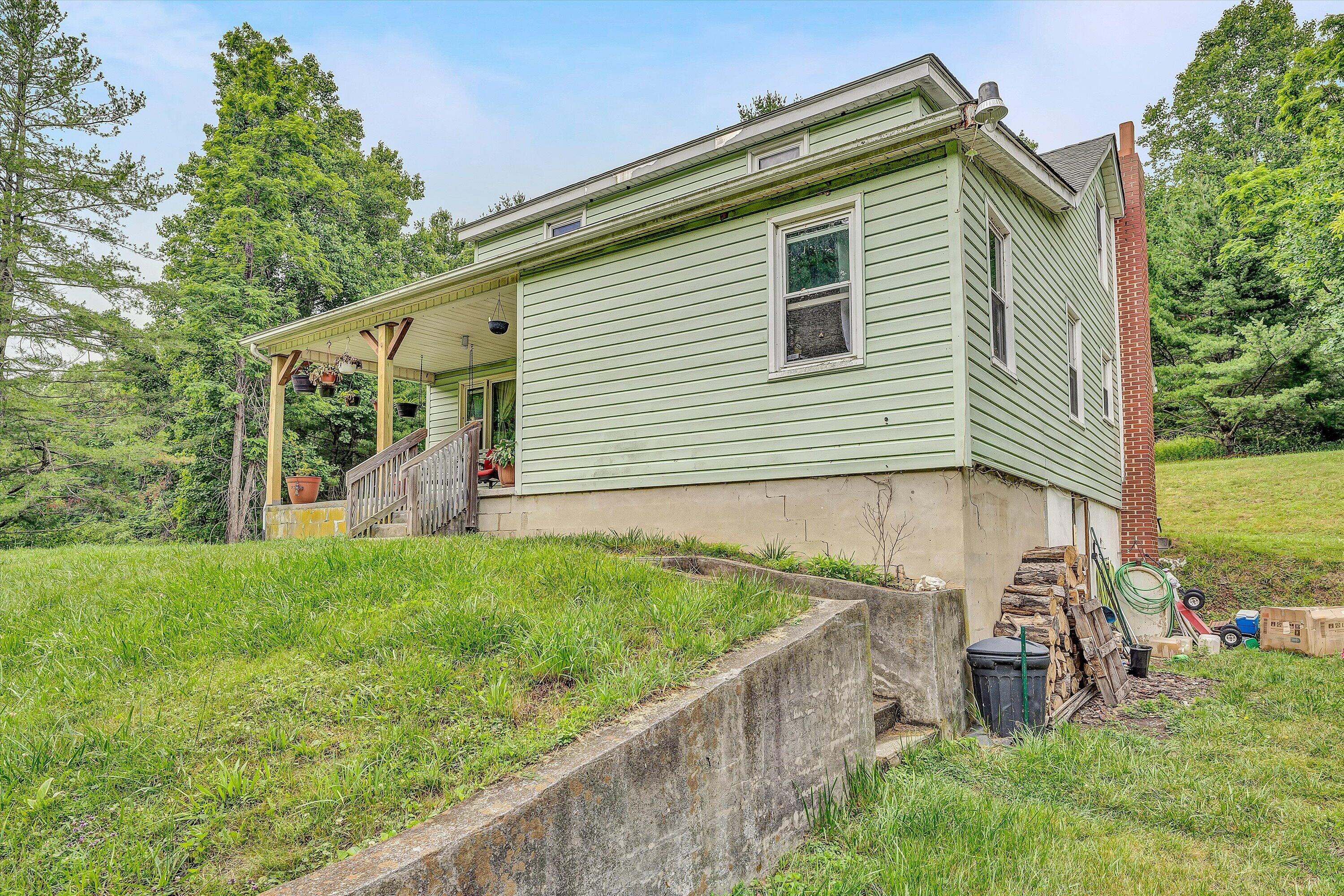 17838 Callaway Road Callaway, VA 24067 - Photo 21 of 25 03-DSC07963