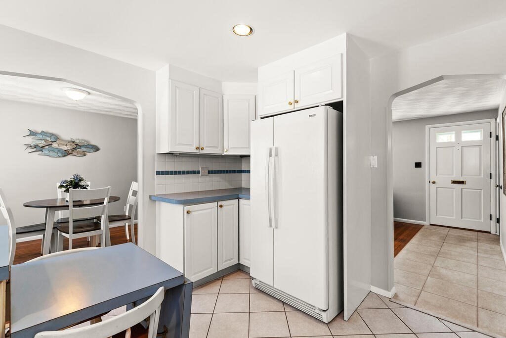 30 Sharon Road Hamilton, MA 01982 - Photo 11 of 25 Gallery Image 11
