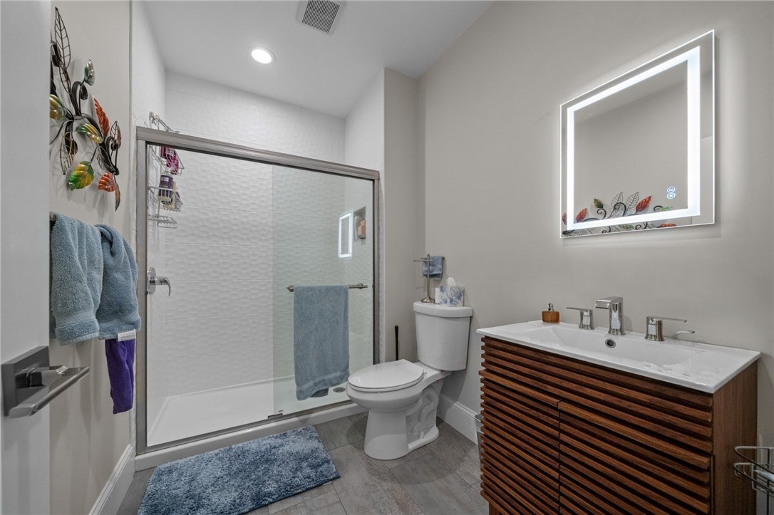 12 University Avenue Providence, RI 02906 - Photo 39 of 44